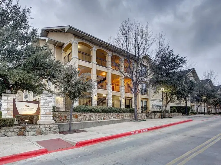 City Parc At Fry Street, Denton – Exterior