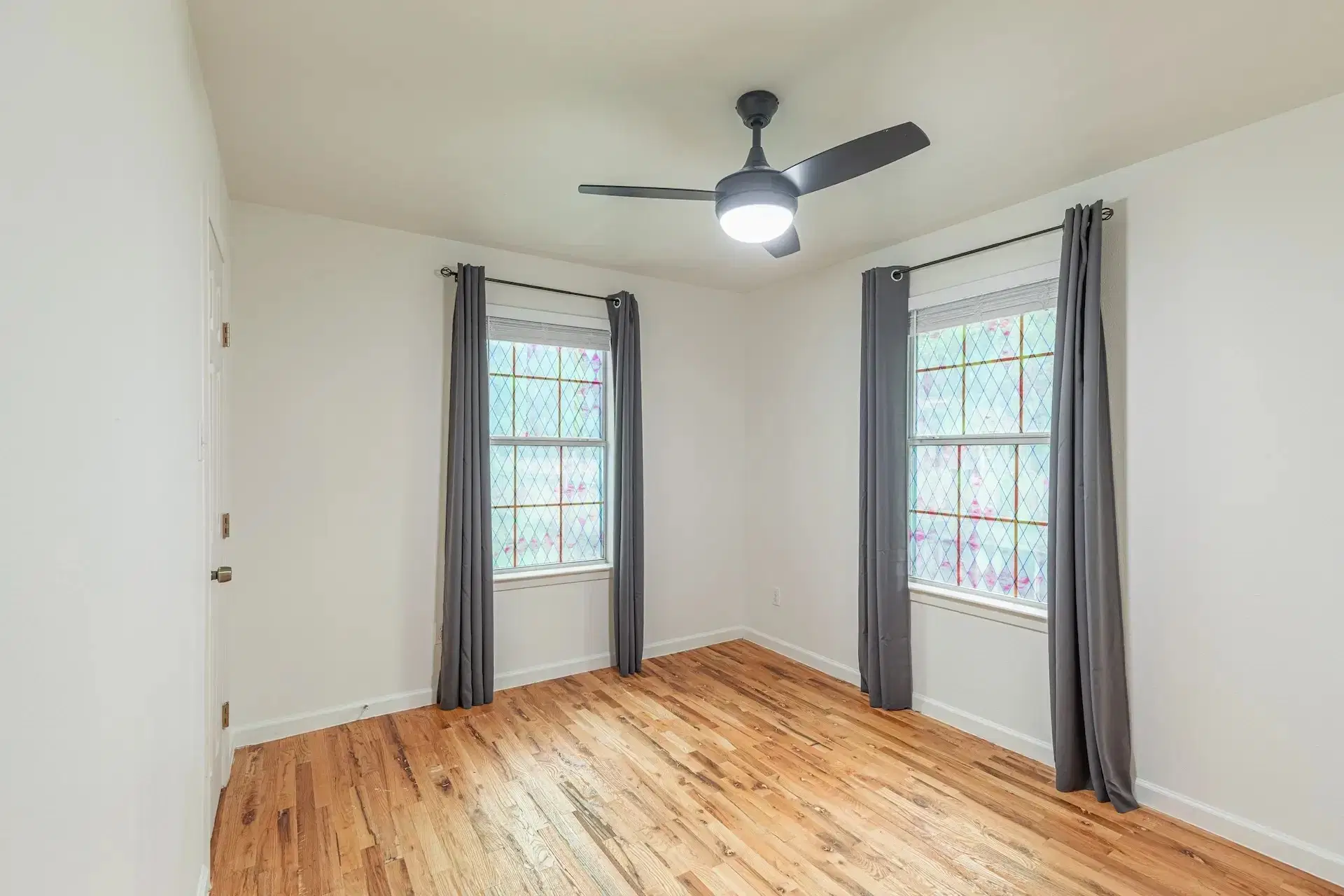 June Homes 78752, Austin – #1229C: Highland