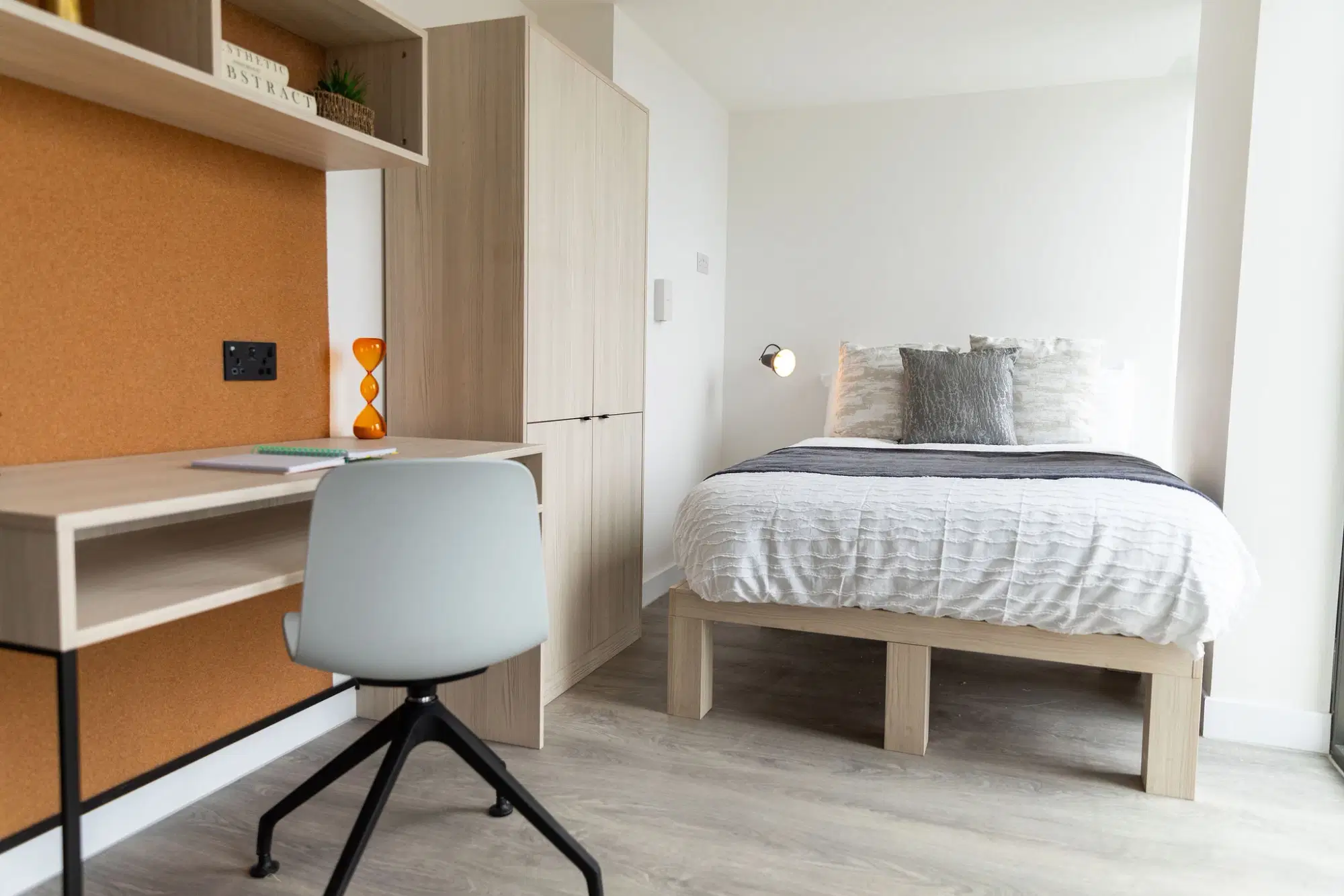 Martha Street Apartments, Glasgow – Standard Studio