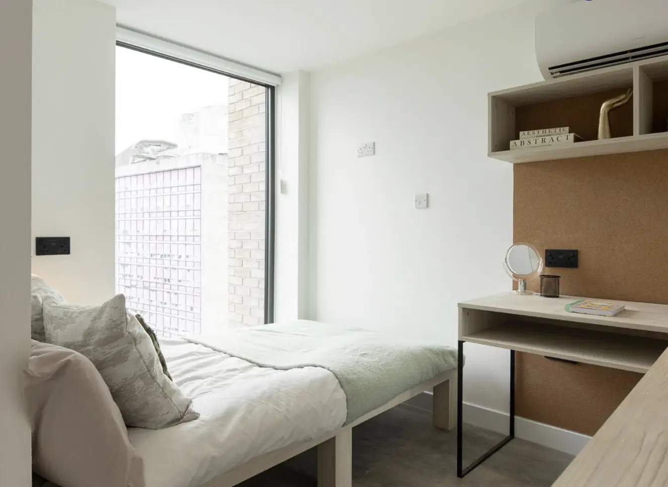 Martha Street Apartments, Glasgow – Penthouse En-suite