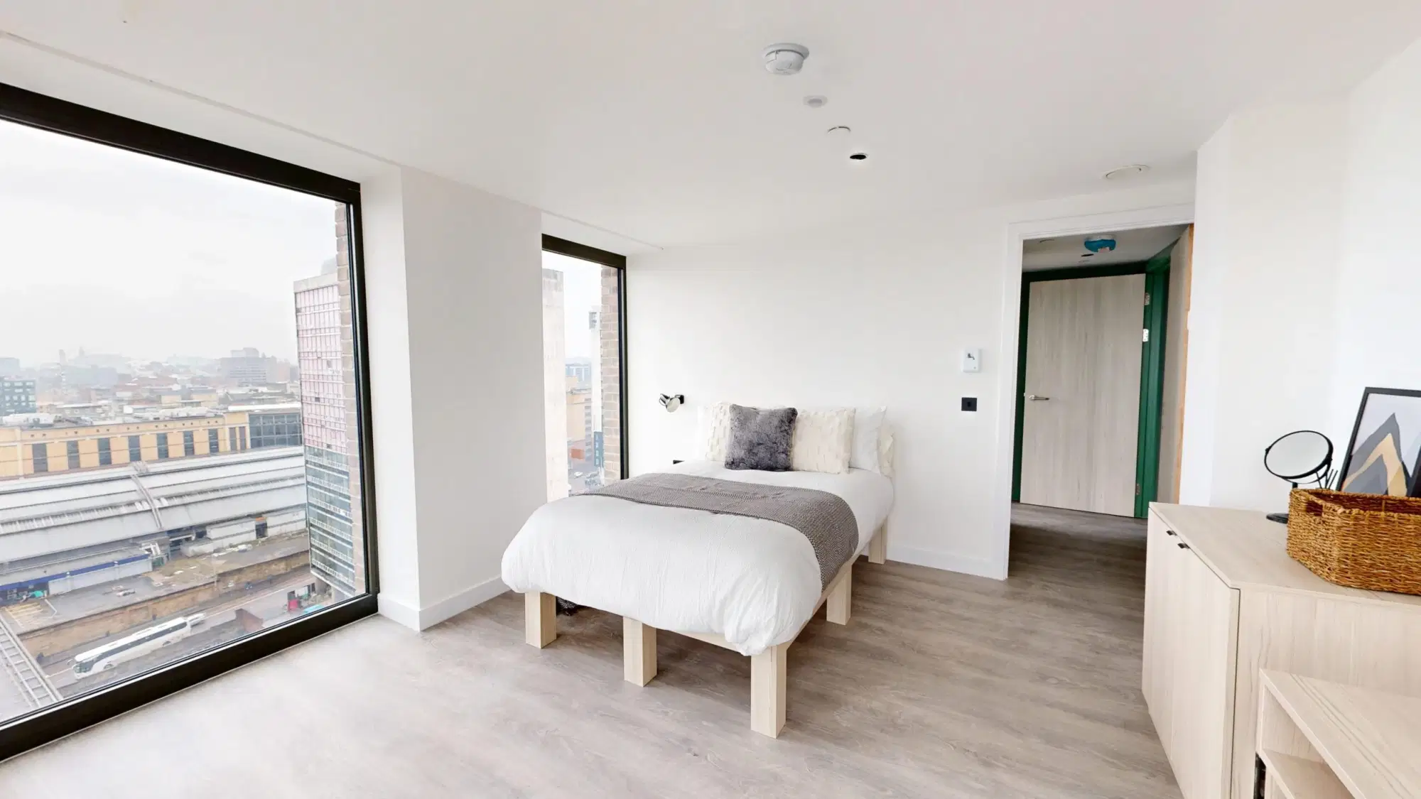 Martha Street Apartments, Glasgow – Penthouse Premium En-suite