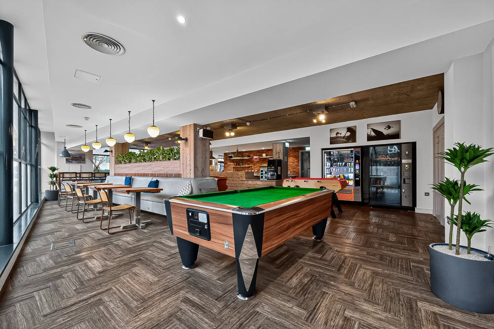 Canvas The Parade, Cardiff – Amenities