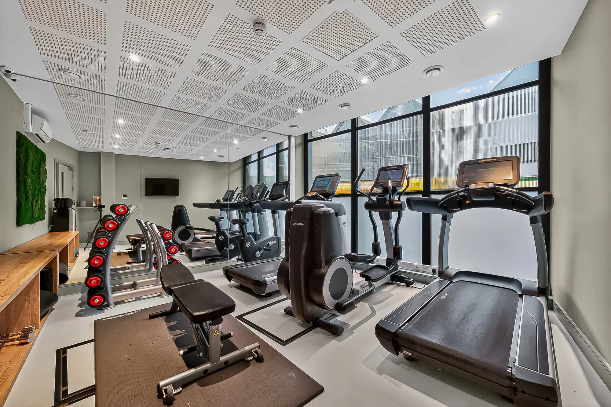 Canvas The Parade, Cardiff – Amenities