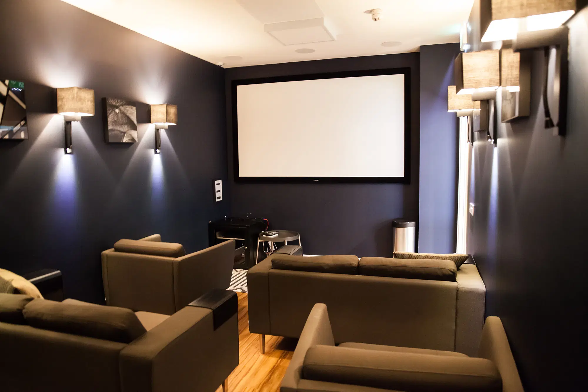 Clifton & Stewart House, Glasgow – Amenities