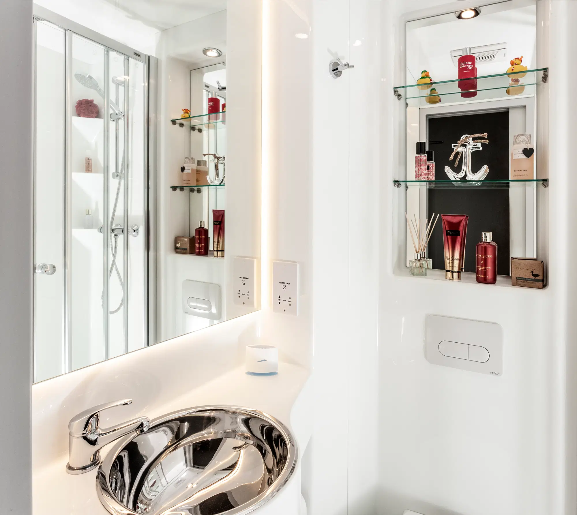 Walnut Gardens, Exeter – Bathroom