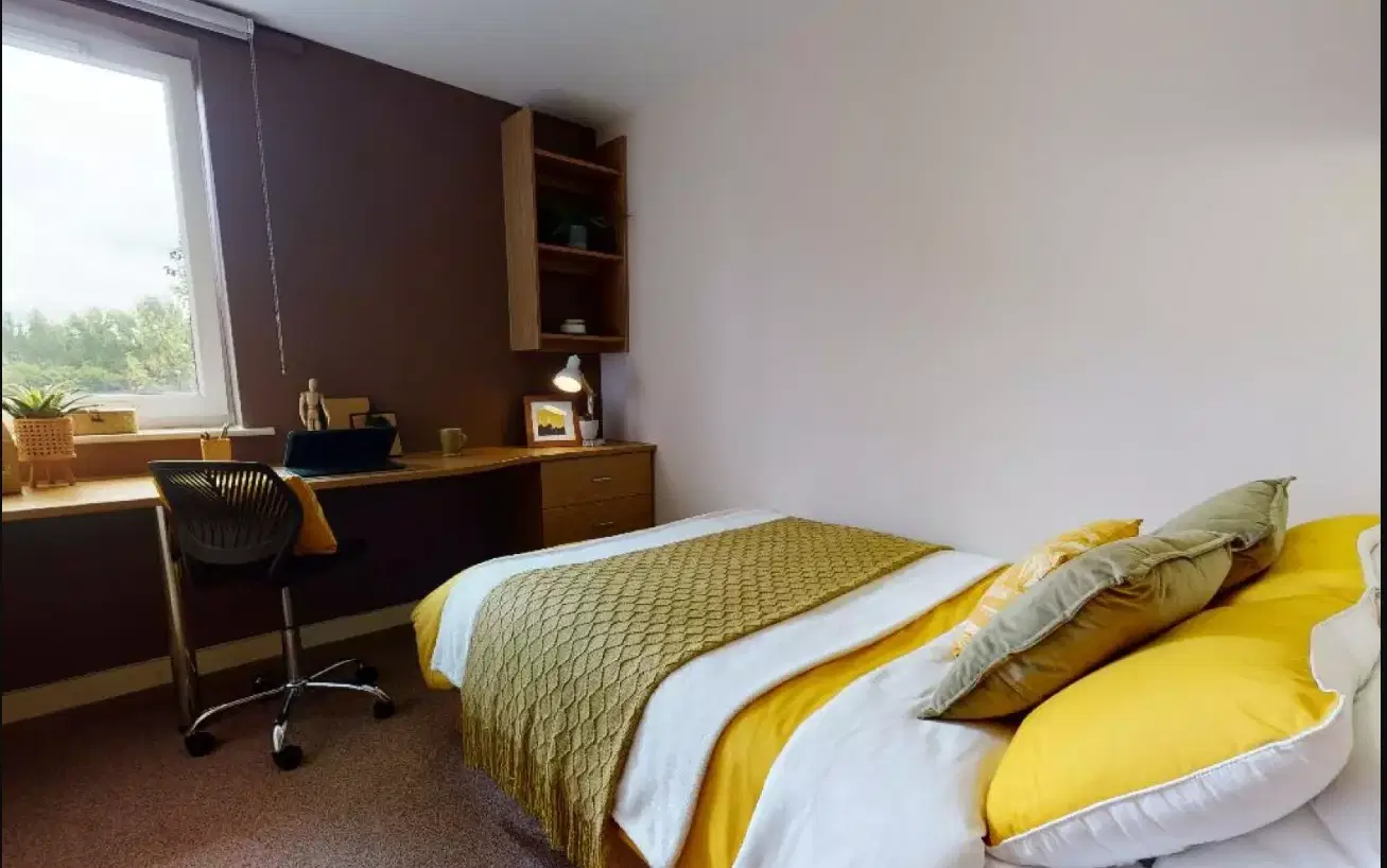iQ Leeds, Leeds – Saver EnSuite