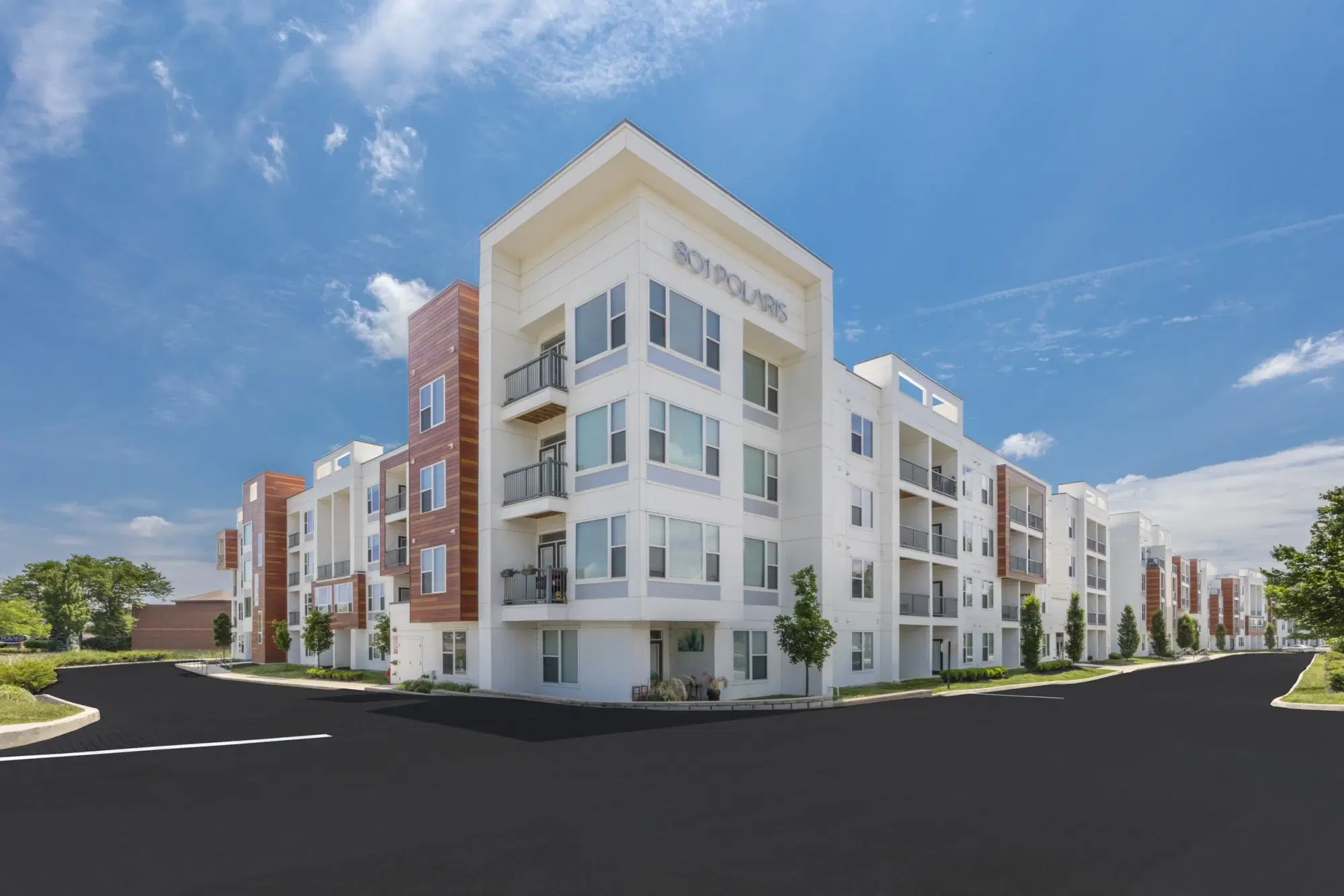 801 Polaris, Columbus – Exterior