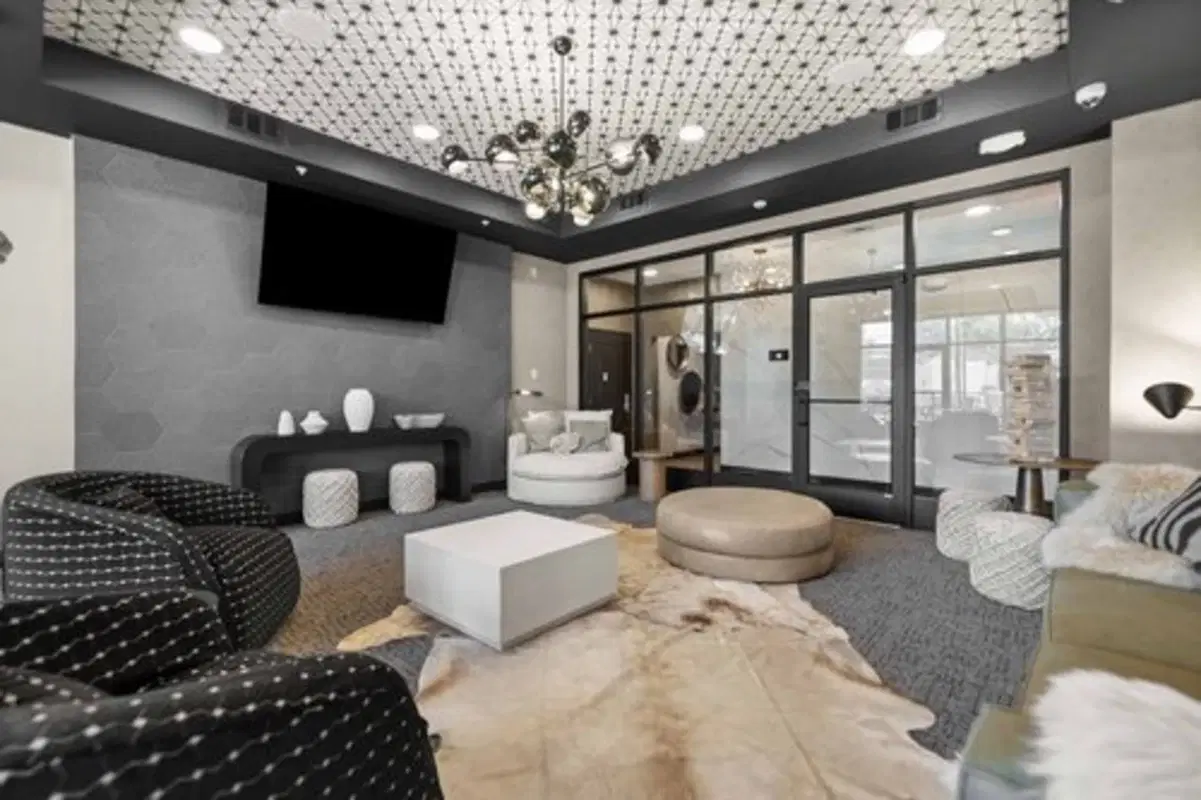 Gateway Lofts Lexington, Lexington – Common Area