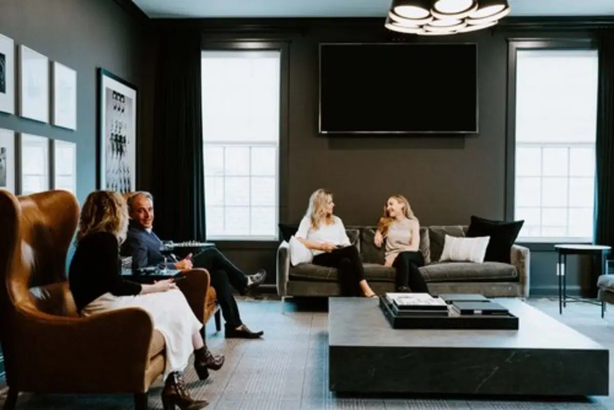 Market and Main, New Albany – Common Area