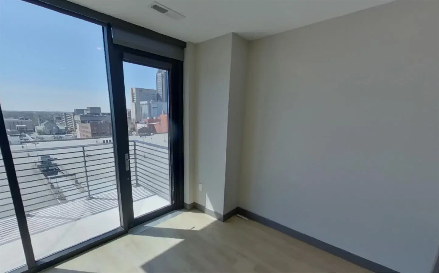 80 On The Commons, Columbus – Studio 46 - Studio