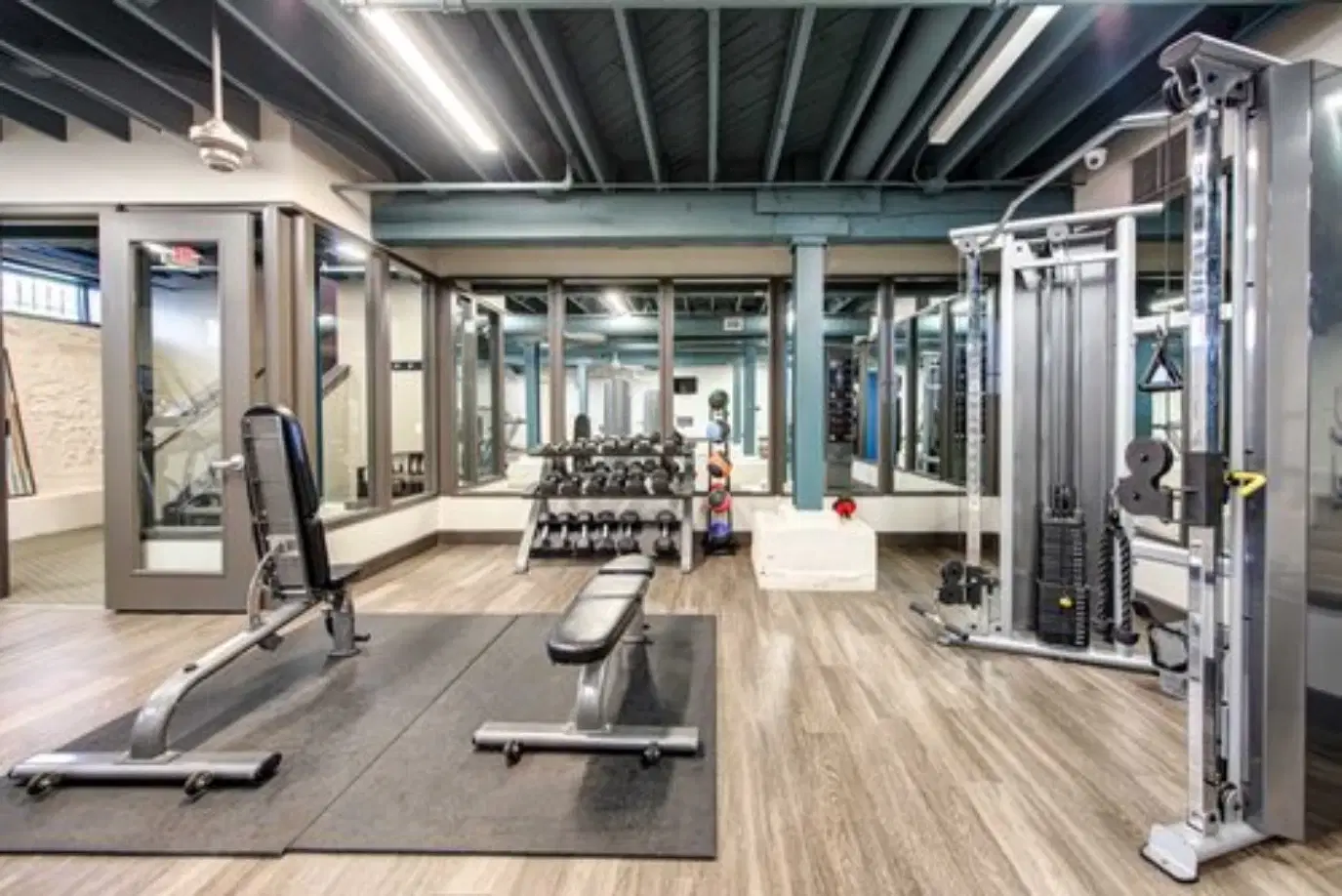 Normandy, Columbus – Amenities