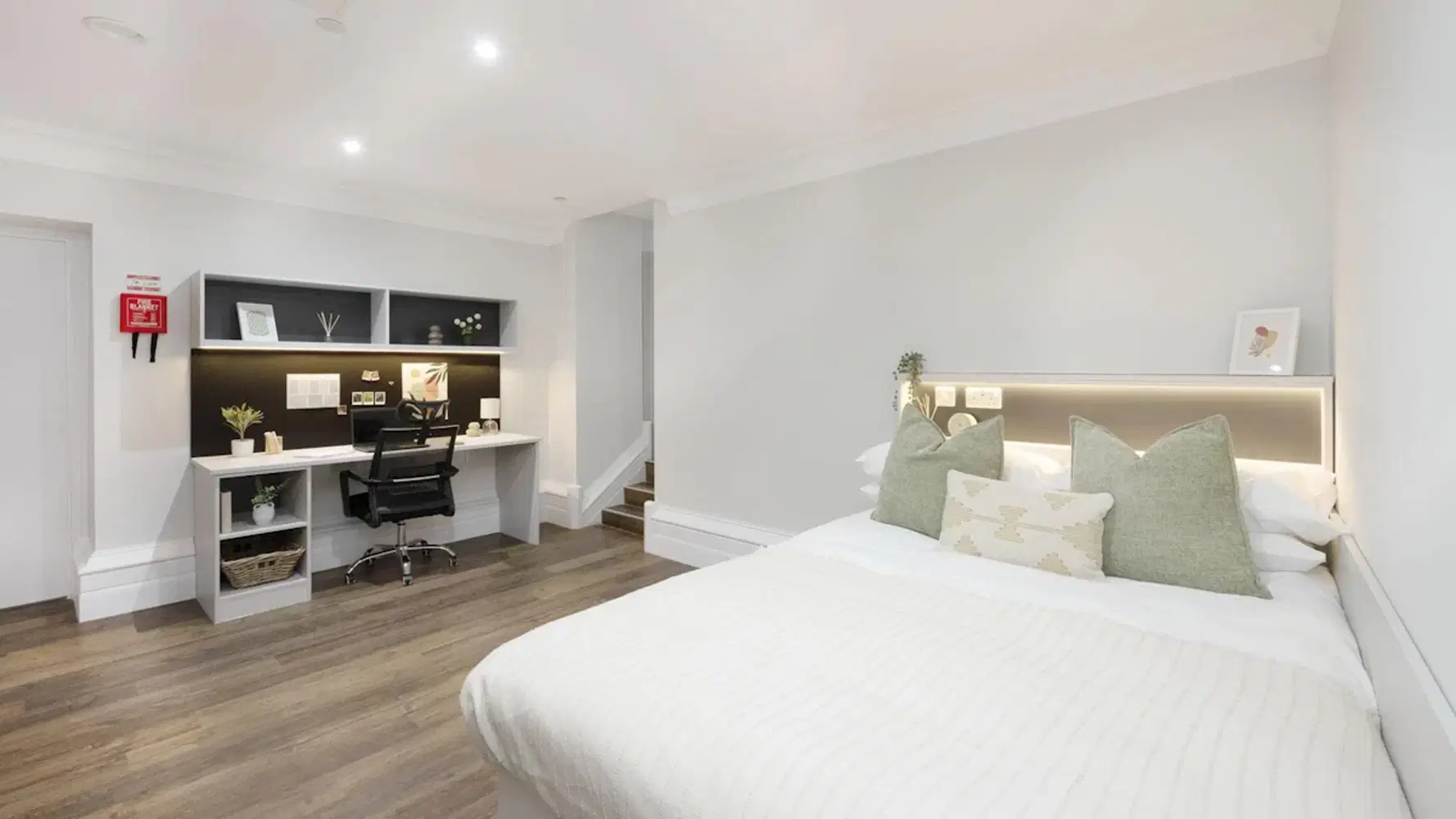 26 Great George Street, Leeds – Deluxe Studio Plus