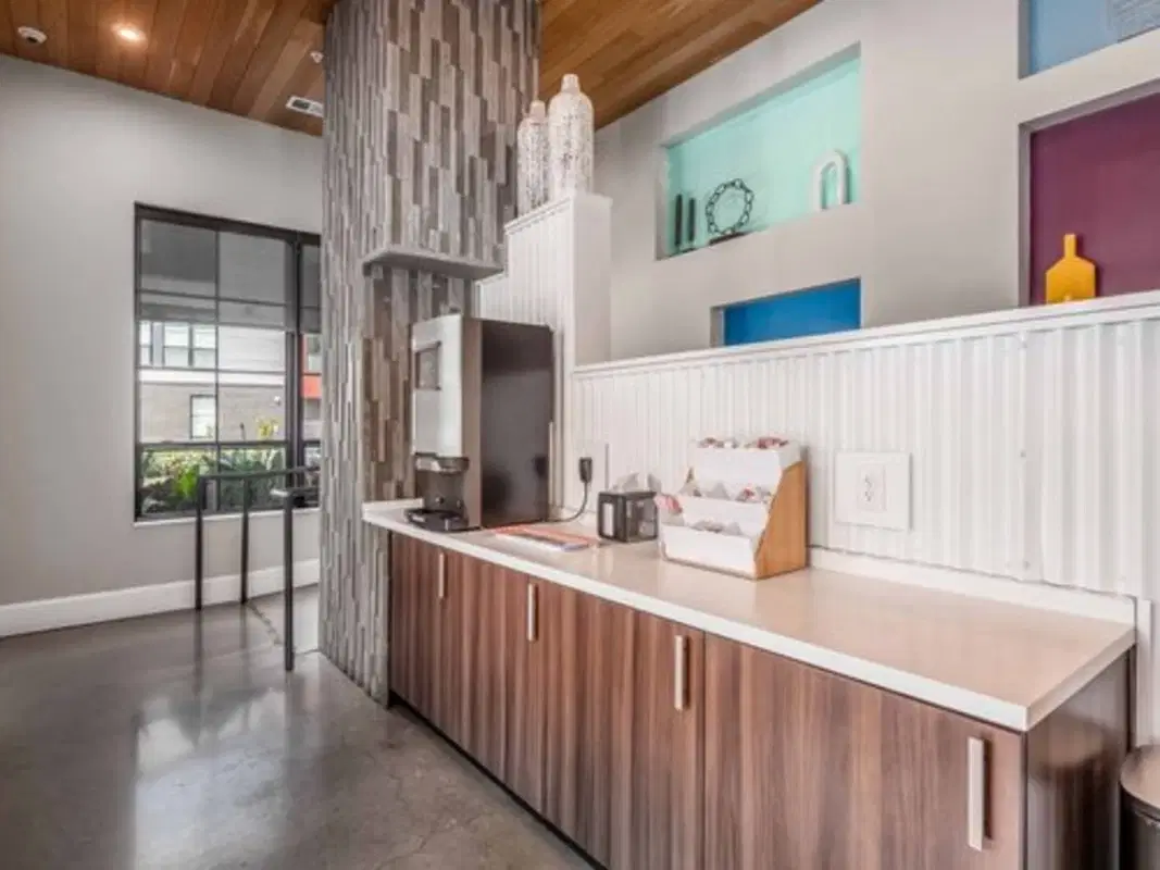 Station 324, Columbus – Kitchen