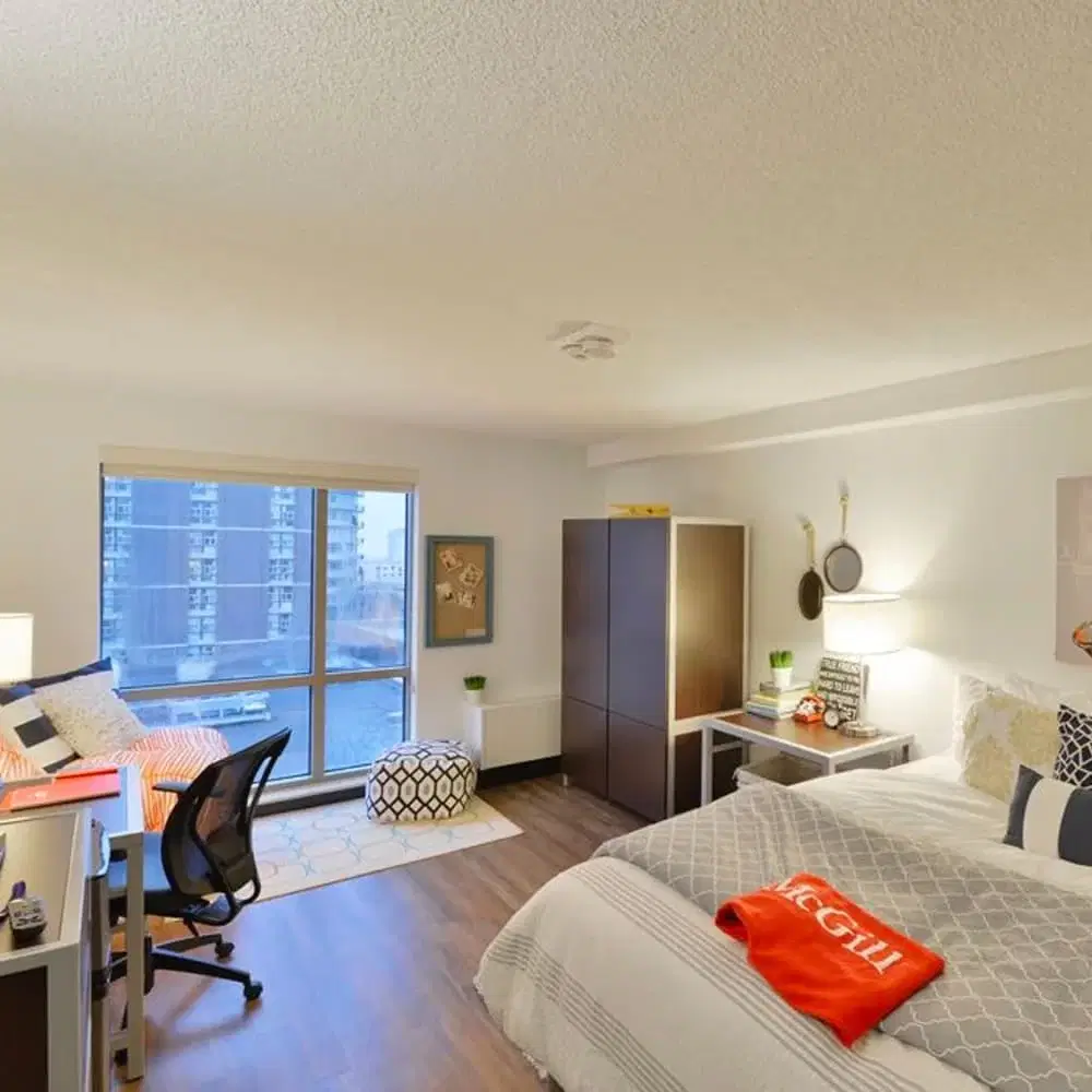 Parc Cite, Montreal – Corner - 1 Bed 1 Bath