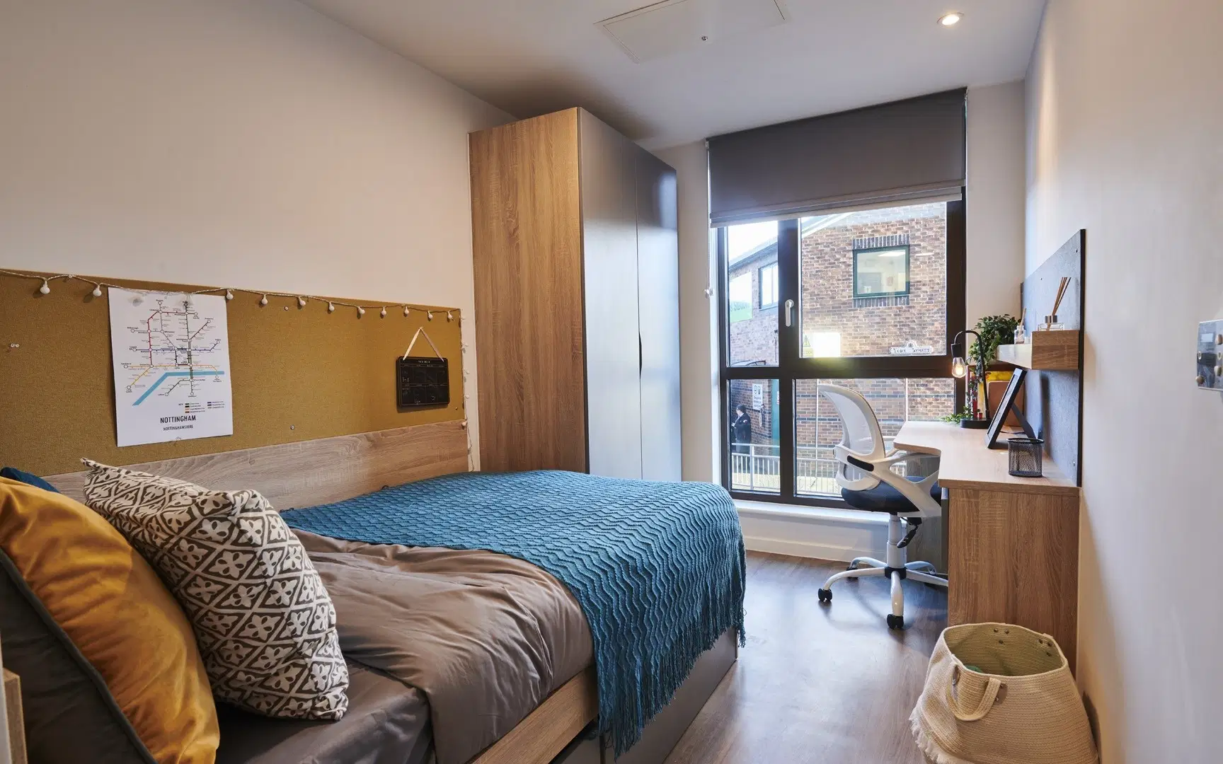York House, Nottingham – Ensuite Bronze