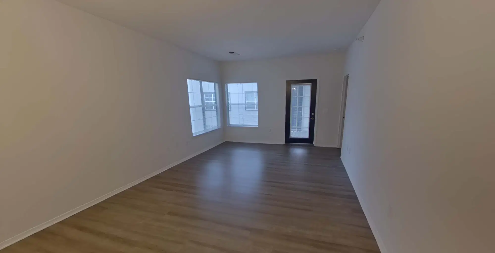 Bracken House North Shore, Pittsburgh – B1 Renovated - 2 Bed 2 Bath