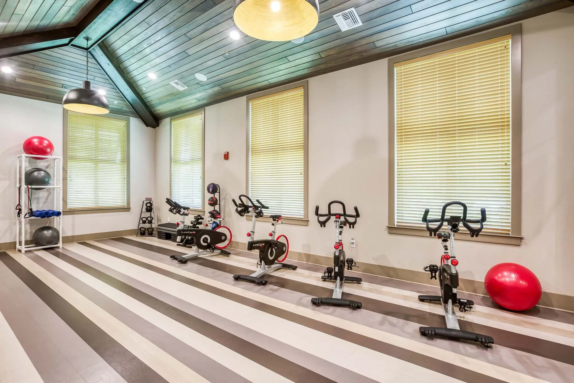 Spectra, Fort Myers – Amenities