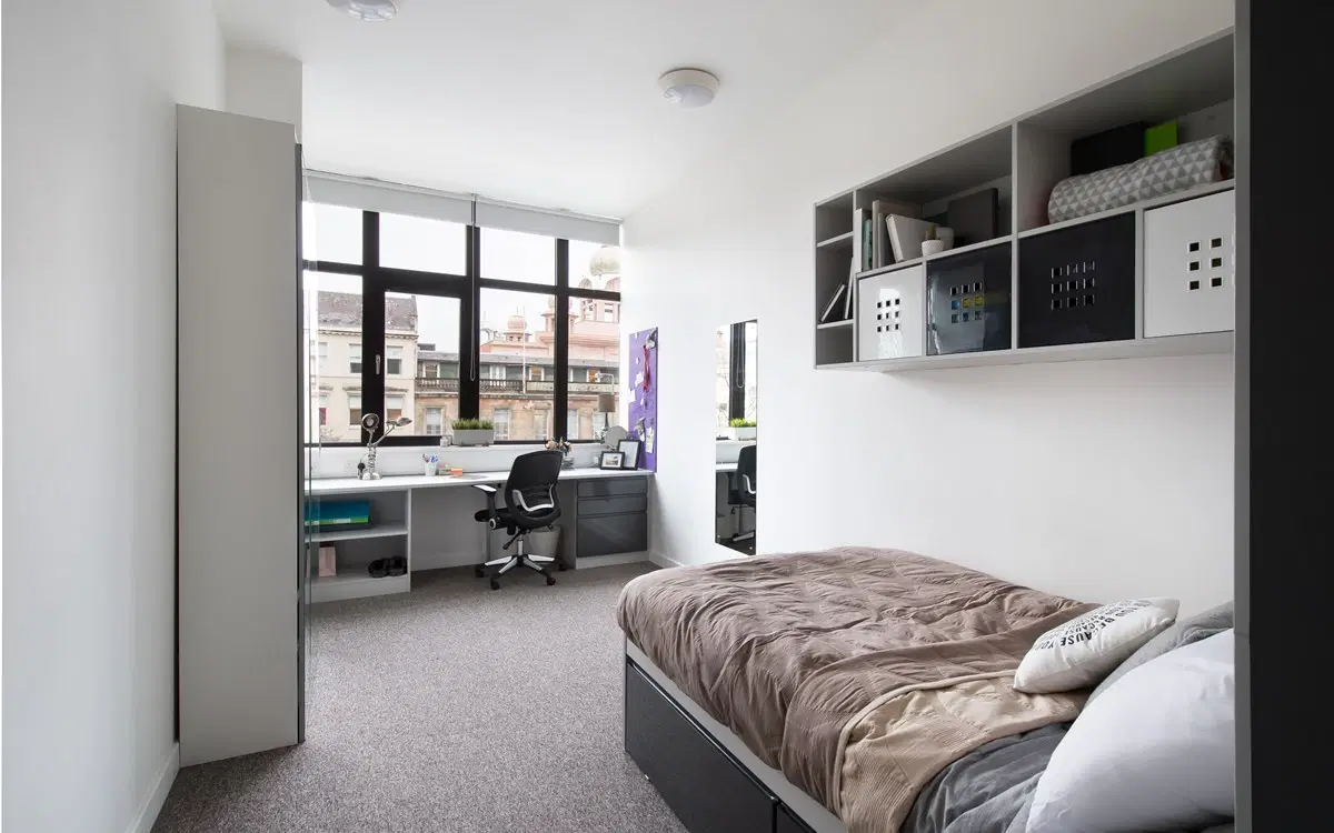 Clifton & Stewart House, Glasgow – Deluxe Ensuite (Clifton House)