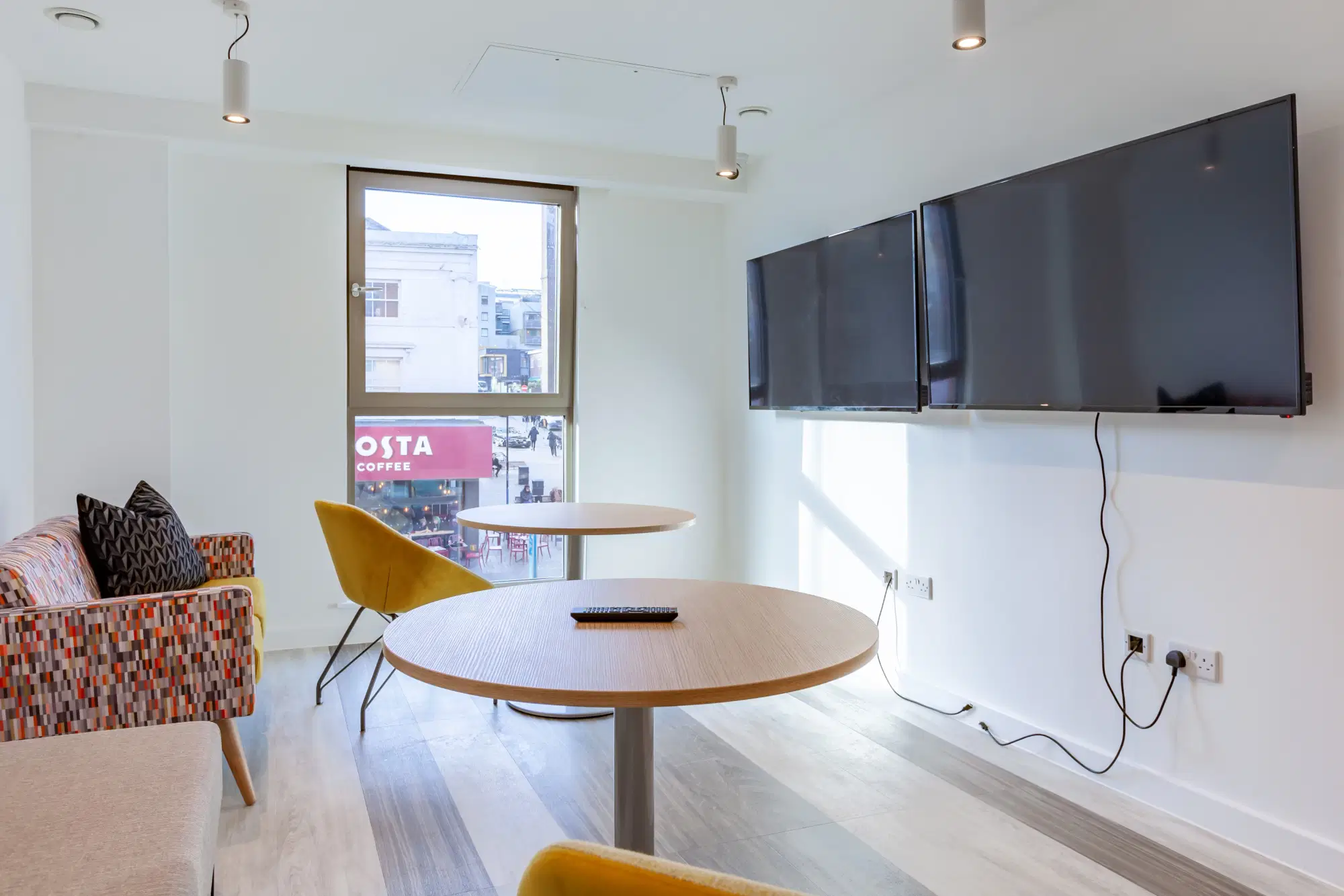 Pavilion Point, Brighton – Amenities