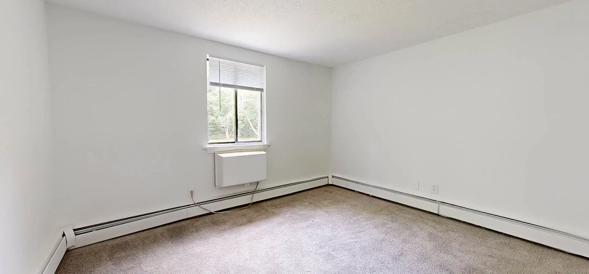 The Den (Hunting Lodge & Cedar Ridge), Willington – Room in 2 Bedroom 1 Bathroom C