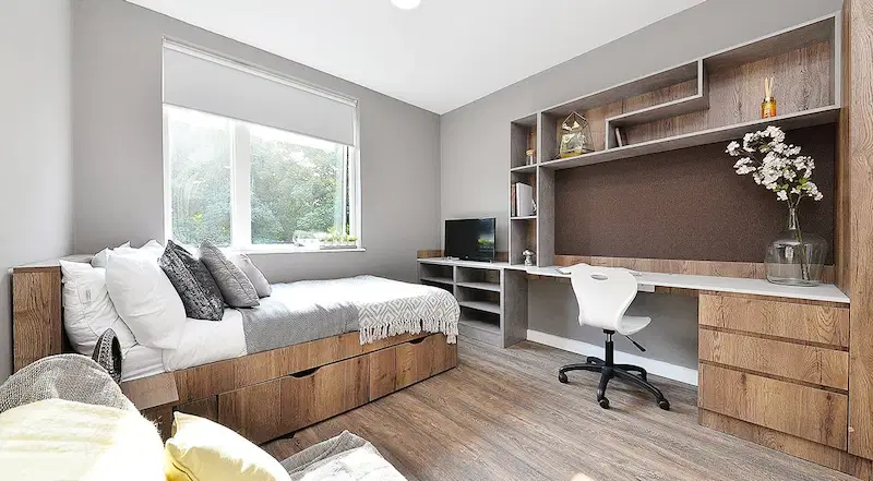 800 Bristol Road, Birmingham – Classic Studio