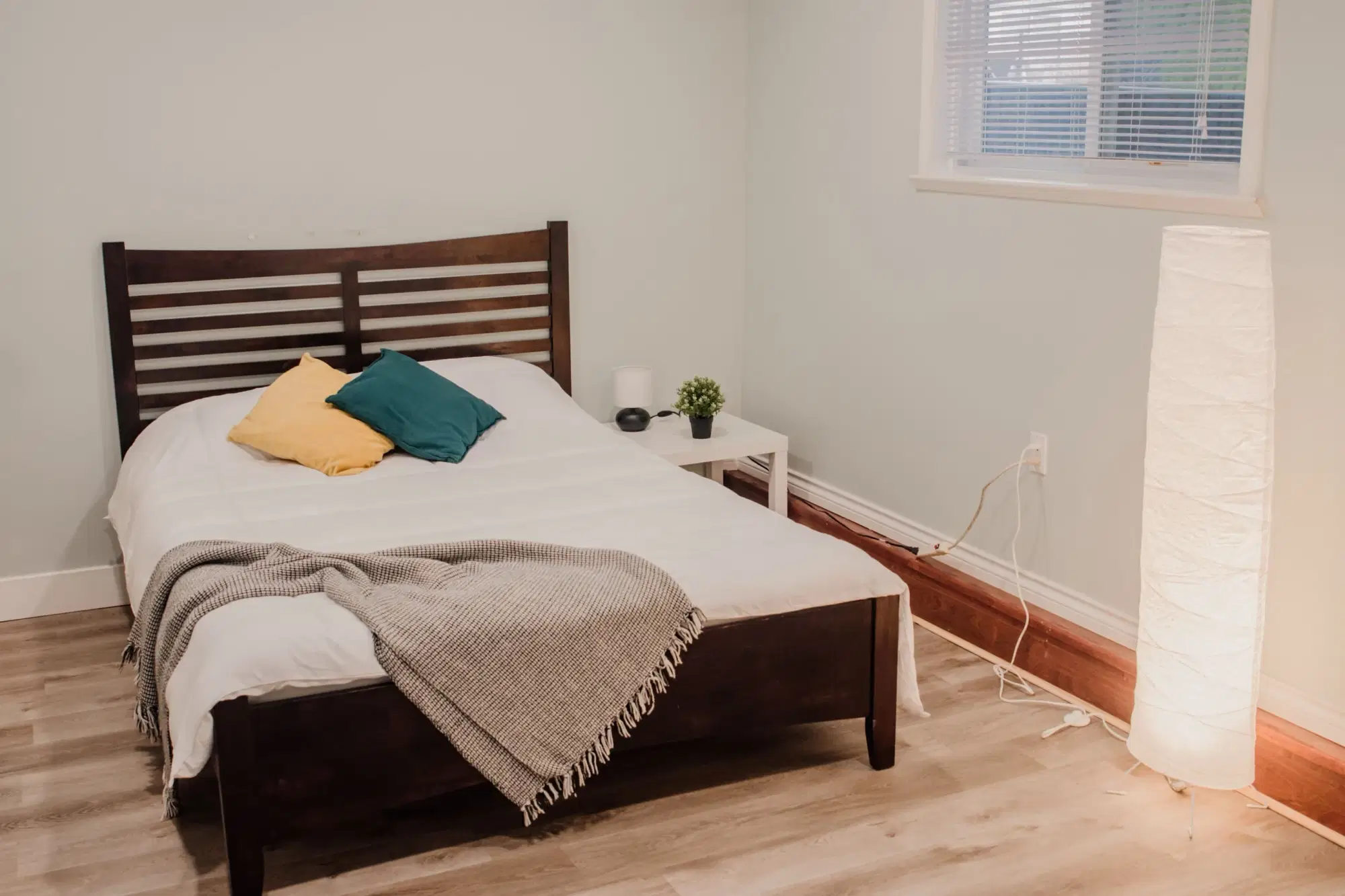 5857 Sussex Ave, Vancouver – Laneway Room (7 Bed 4 Bath)