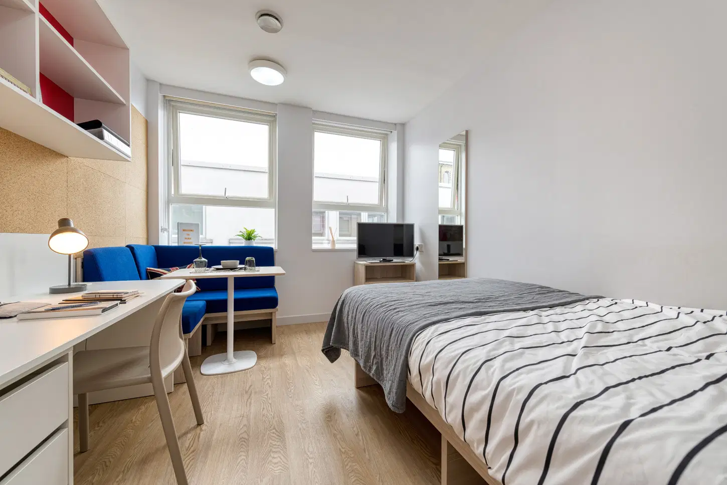 Collegiate Park House, Southampton – Premium Studio