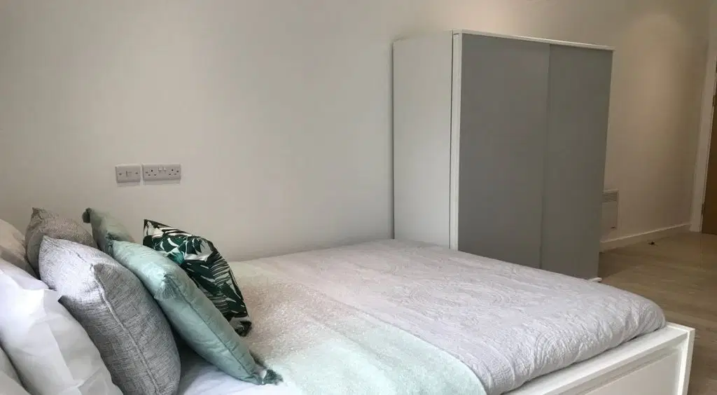 Orme House, Newcastle Under Lyme – Studio (Single Bed)