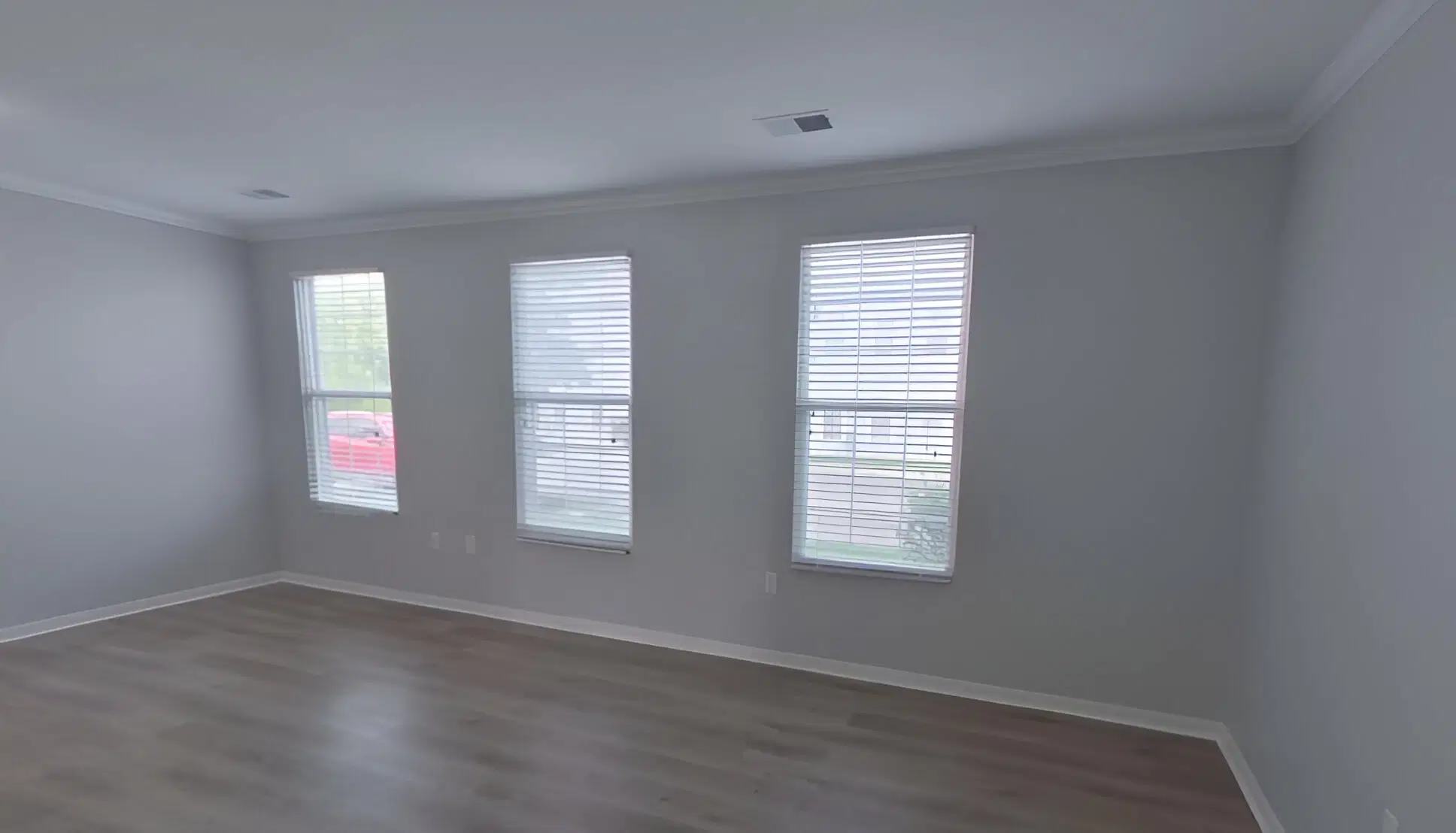 Sugar Run, New Albany – The Eastham Renovated - 1 Bed 1 Bath