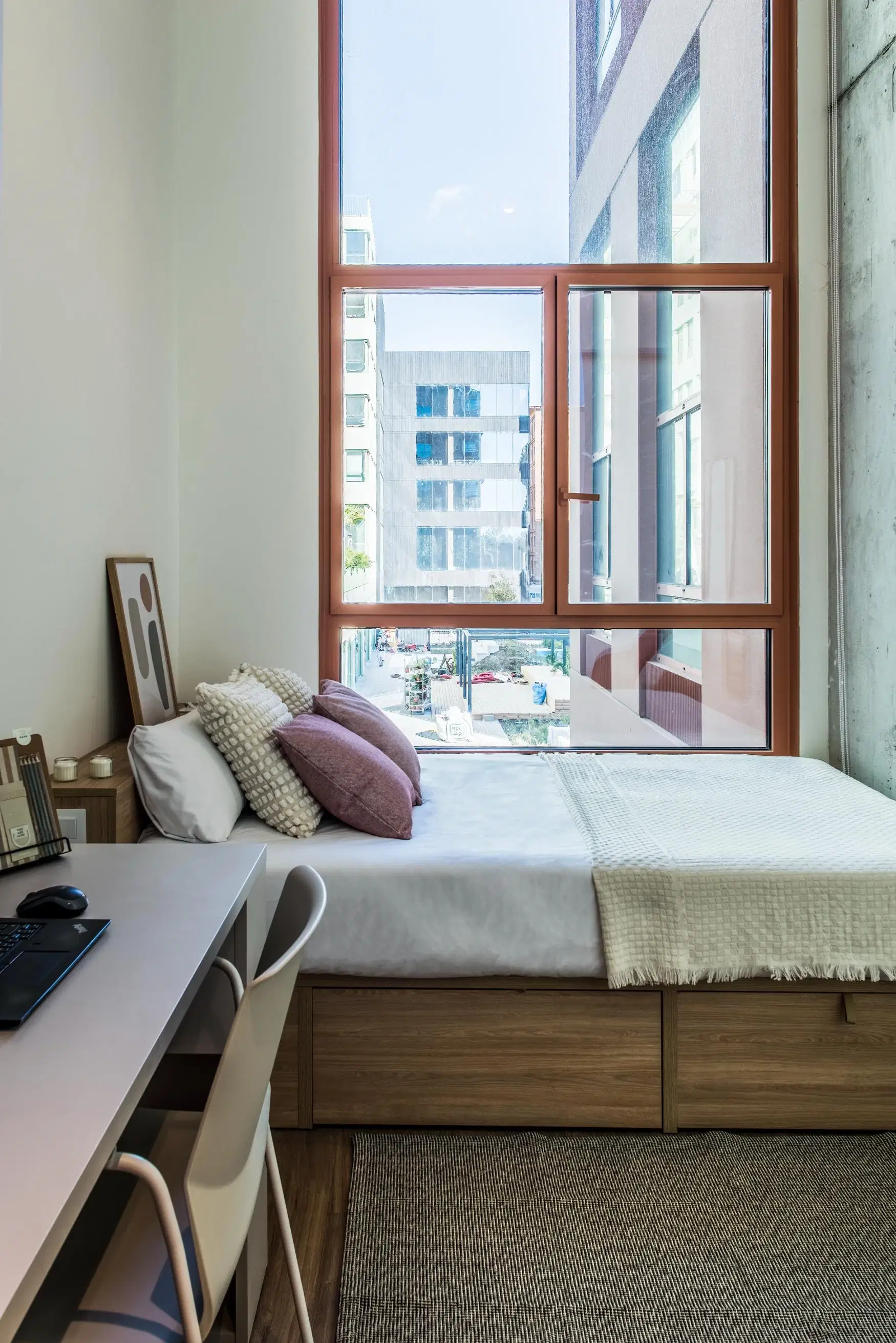 Cristobal De Moura, Barcelona – Ensuite Premium XL