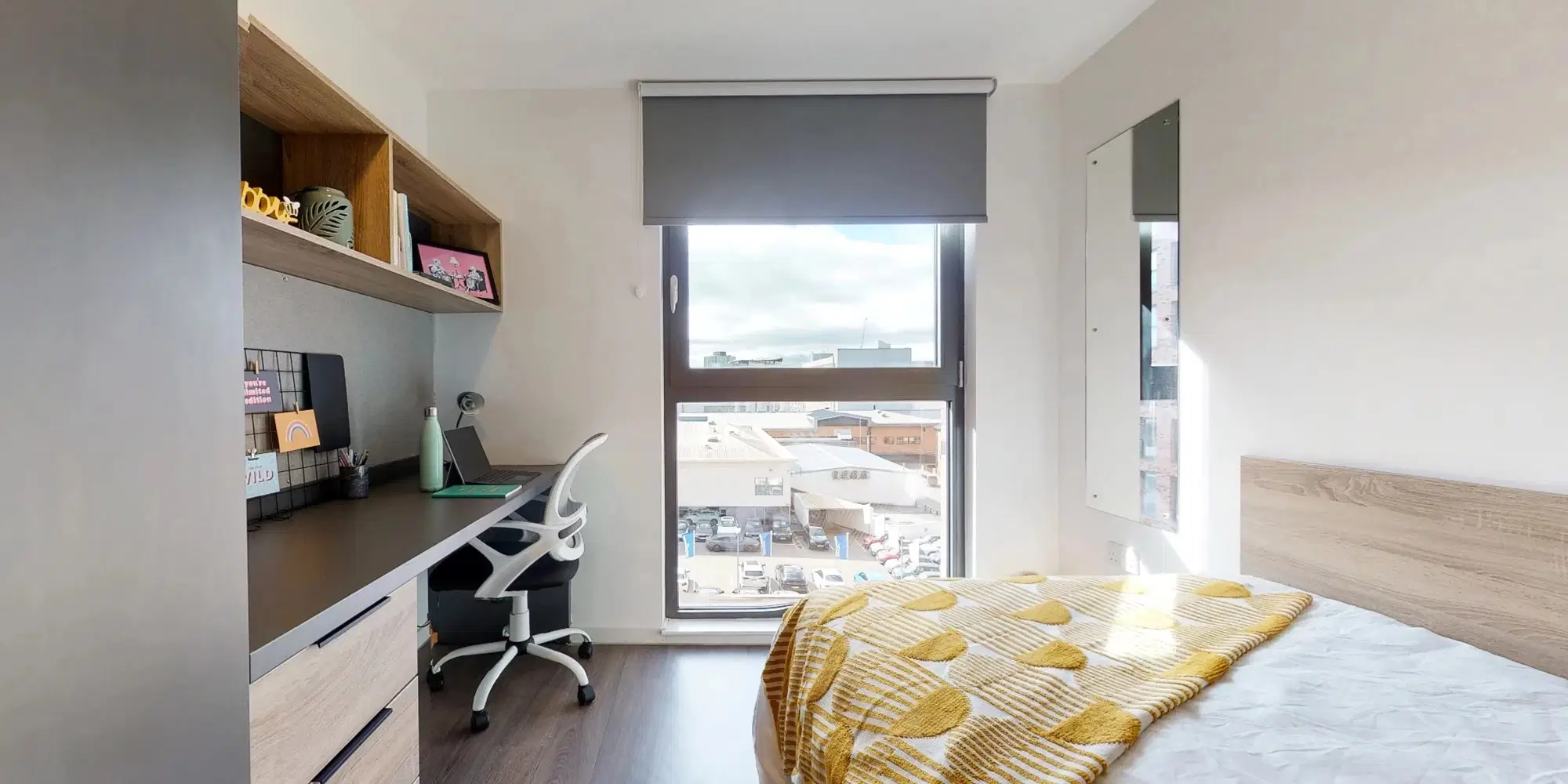 Canvas Glasgow, Glasgow – Bronze Ensuite Mid Level