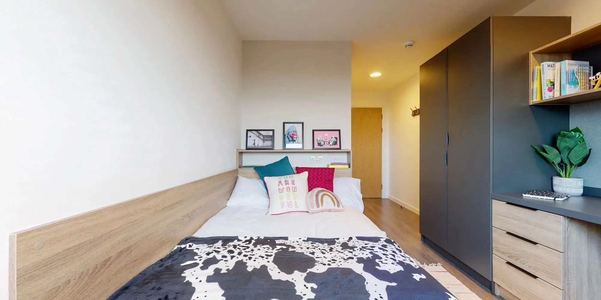Canvas Glasgow, Glasgow – Silver Ensuite Penthouse Xl Level