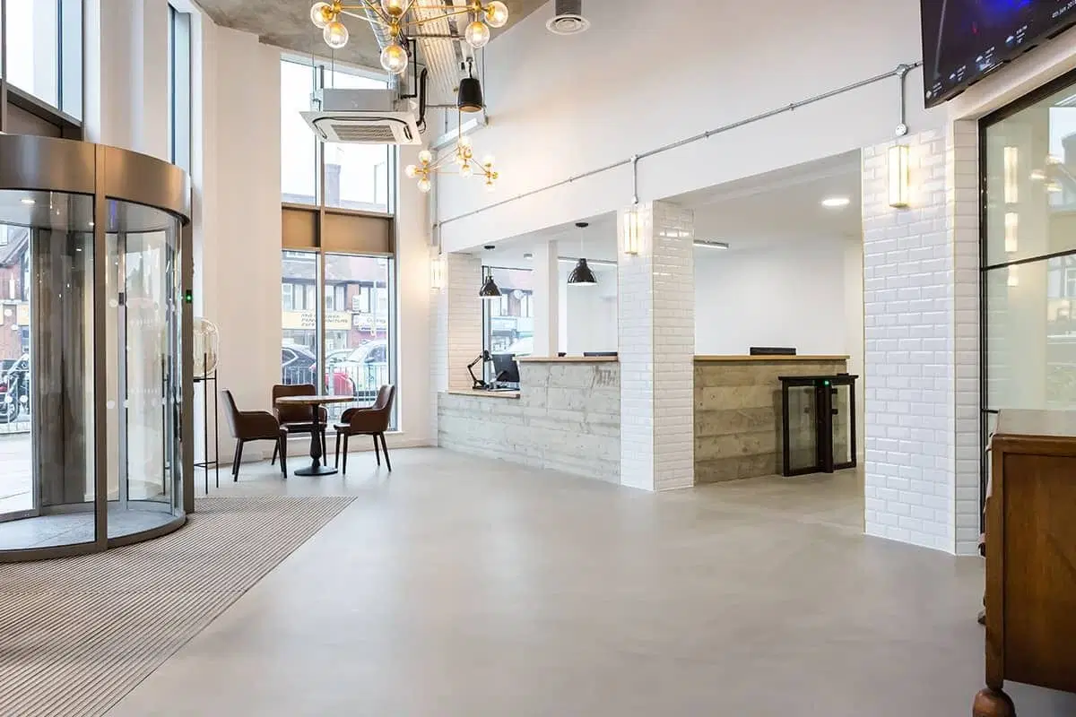 GoBritanya White City Residence, London – Amenities