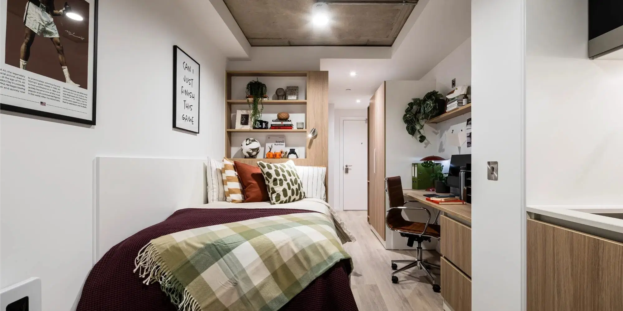 Canvas Student Arthur House, London – Bronze Studio