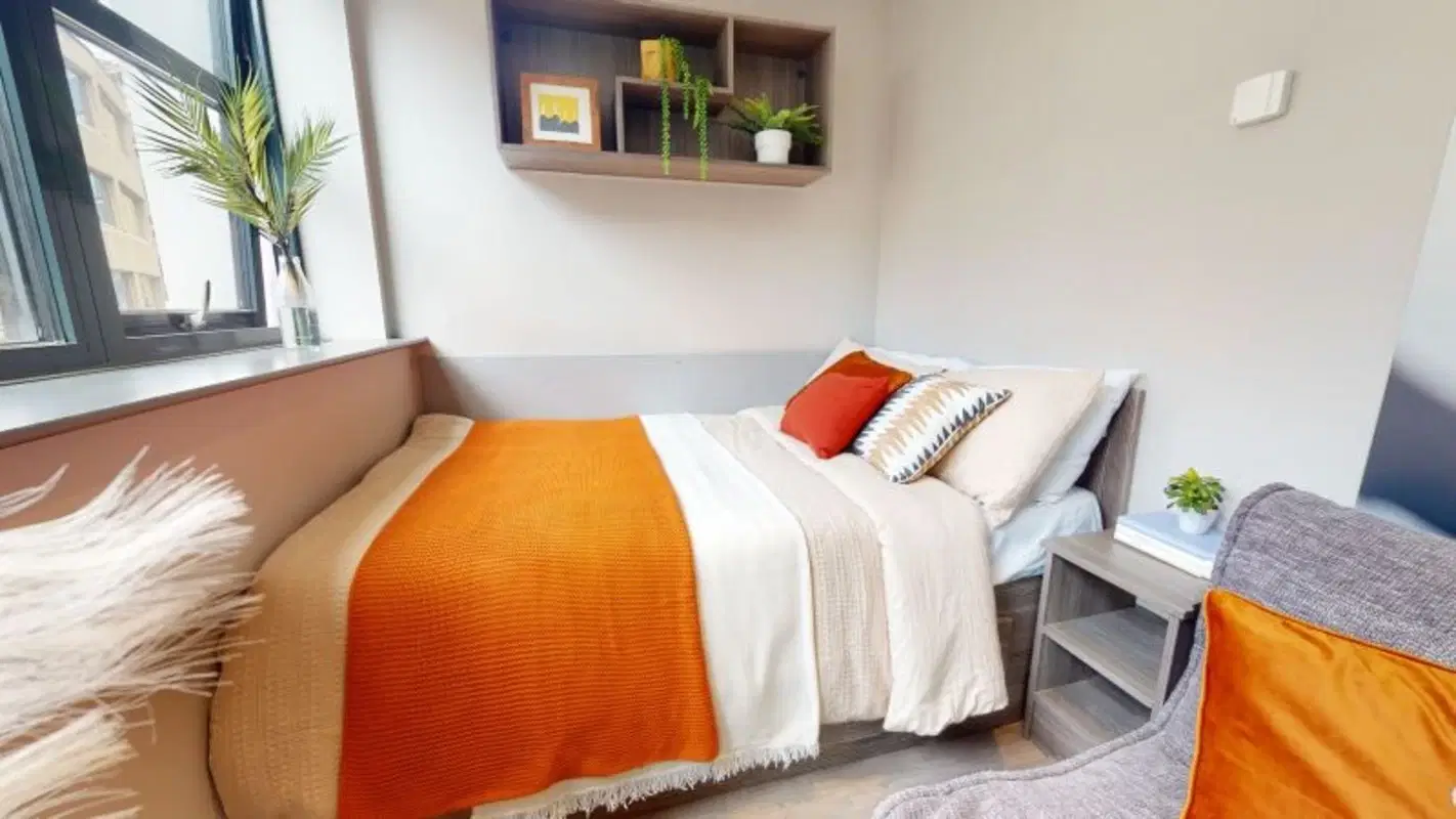 iQ Water Lane House, Bristol – Saver Studio