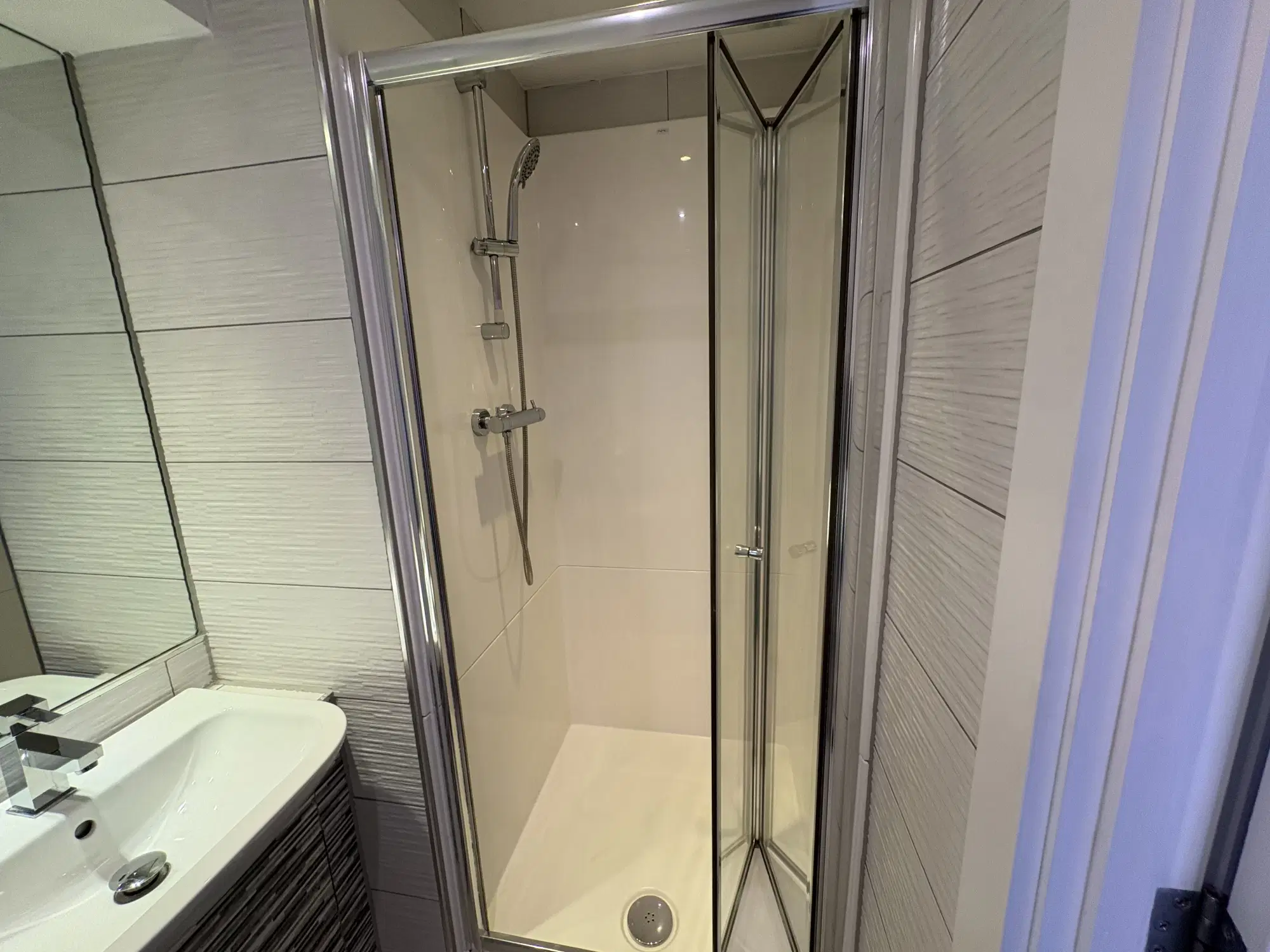 Iconinc The Edge, Leeds – Smart Apartment