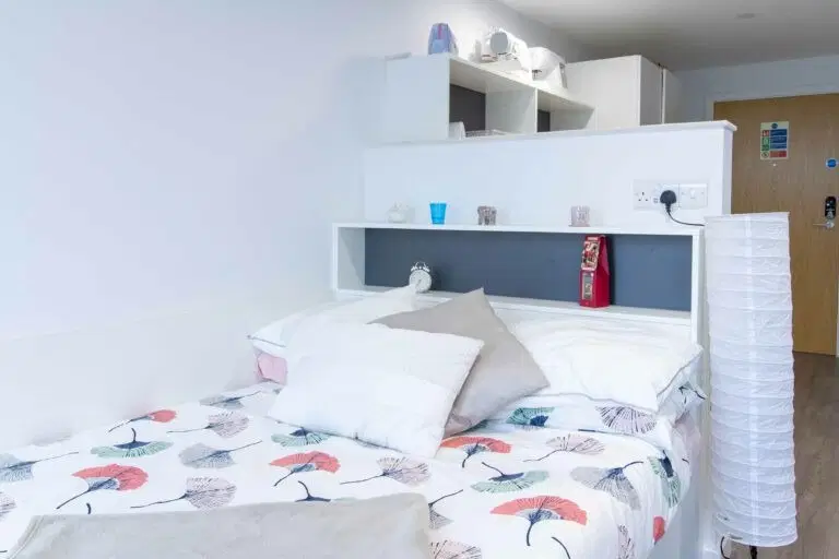 Oxford Point, Bournemouth – Platinum Plus Studio