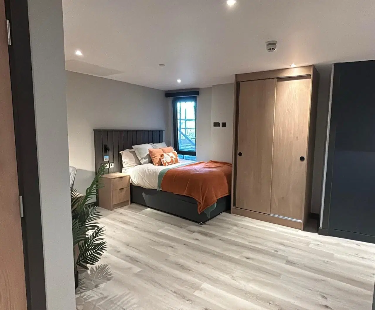 The Port On The Square, Bristol – Premium Studio