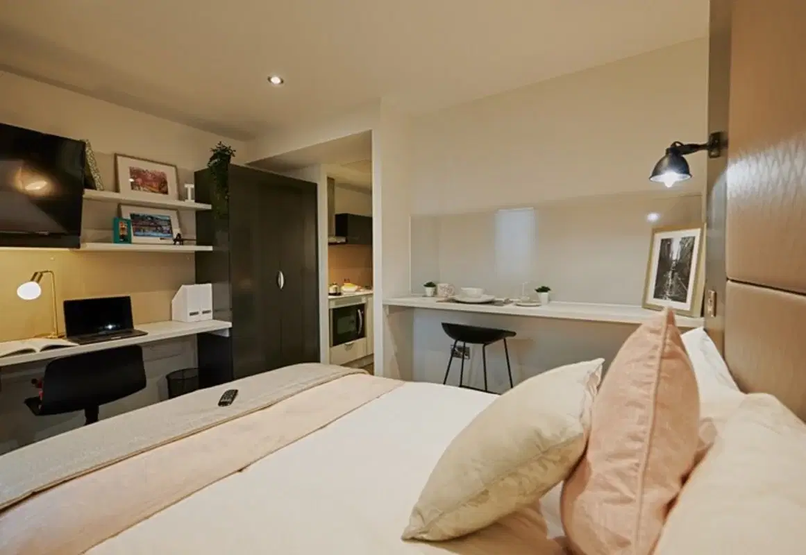 Glasgow West End, Glasgow – Copper Studio