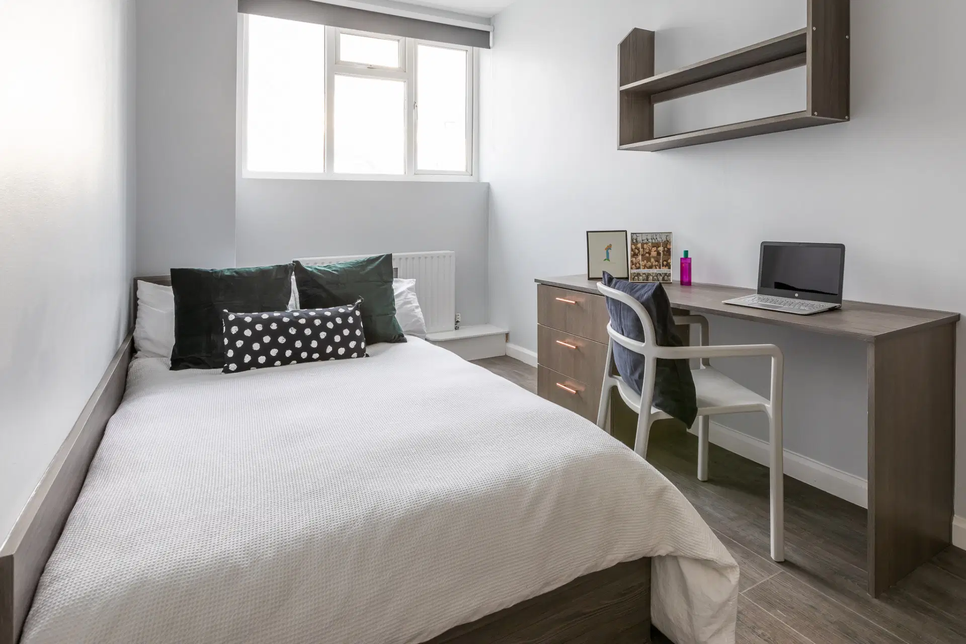 Hyde Park, Leeds – Three Bed Flat