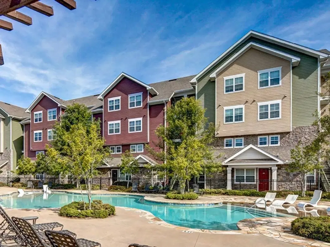 The Nest, Kennesaw – Exterior