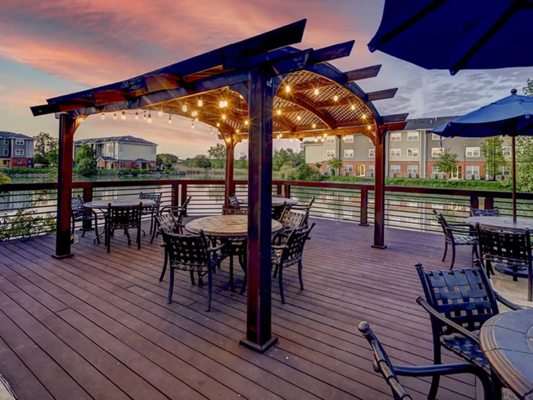 Villas At Chestnut Ridge, Amherst – Exterior