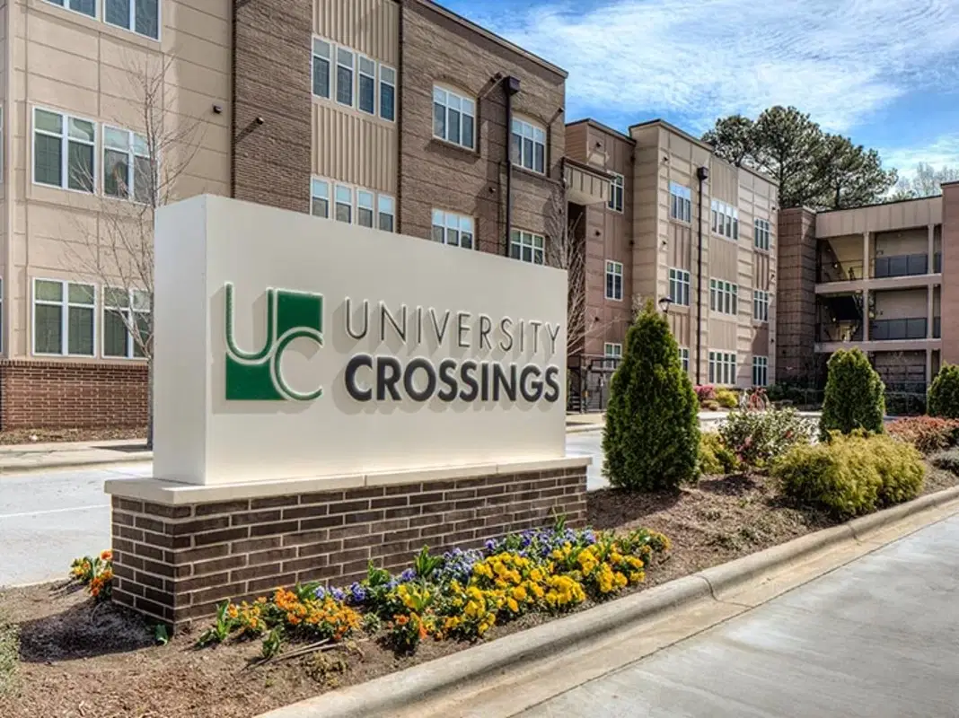 University Crossings, Charlotte – Exterior