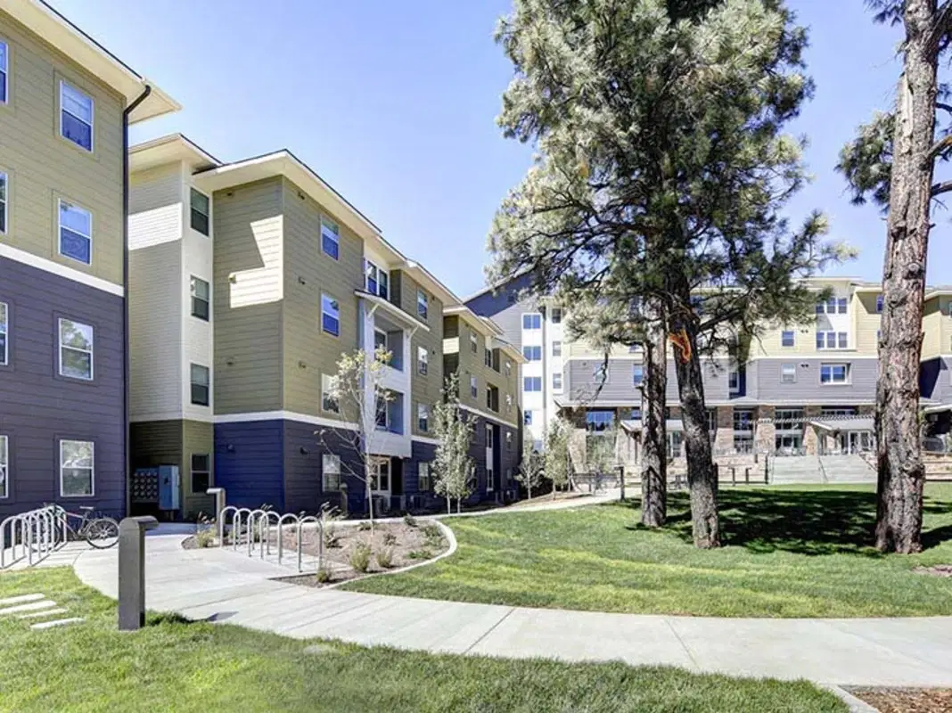 Skyview, Flagstaff – Exterior