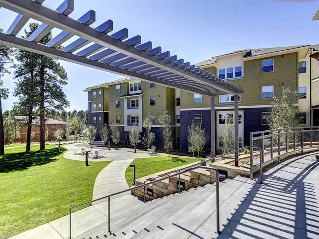 Skyview, Flagstaff – Exterior