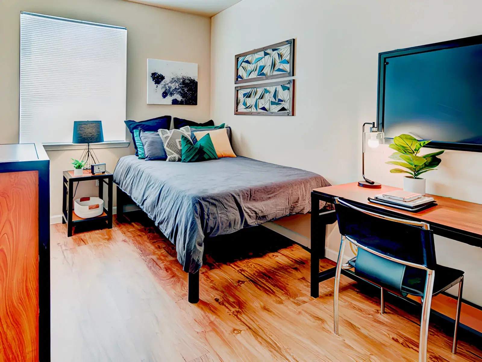 Union, Waco – Room in 4 Bed - 2 Bath