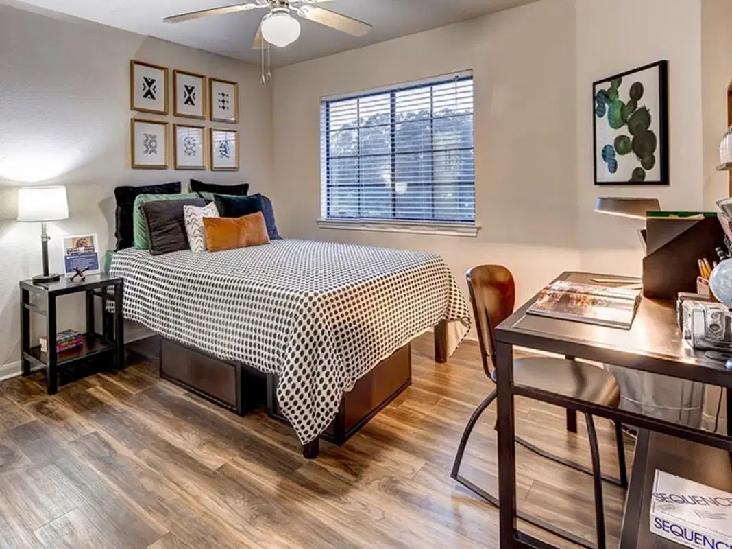 Bishops Square, San Marcos – Room in 1 Bed - 1 Bath