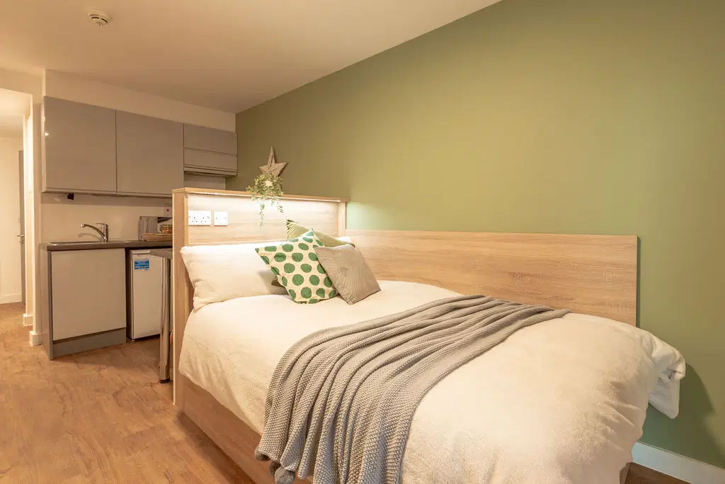 Bankside Student Living, Guildford – Luxury Studio