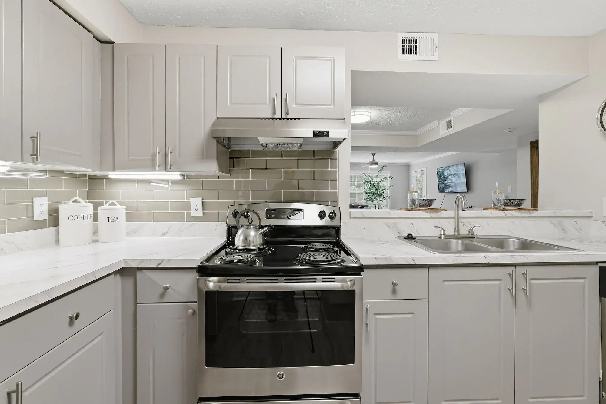 Shiloh Green, Kennesaw – Kitchen