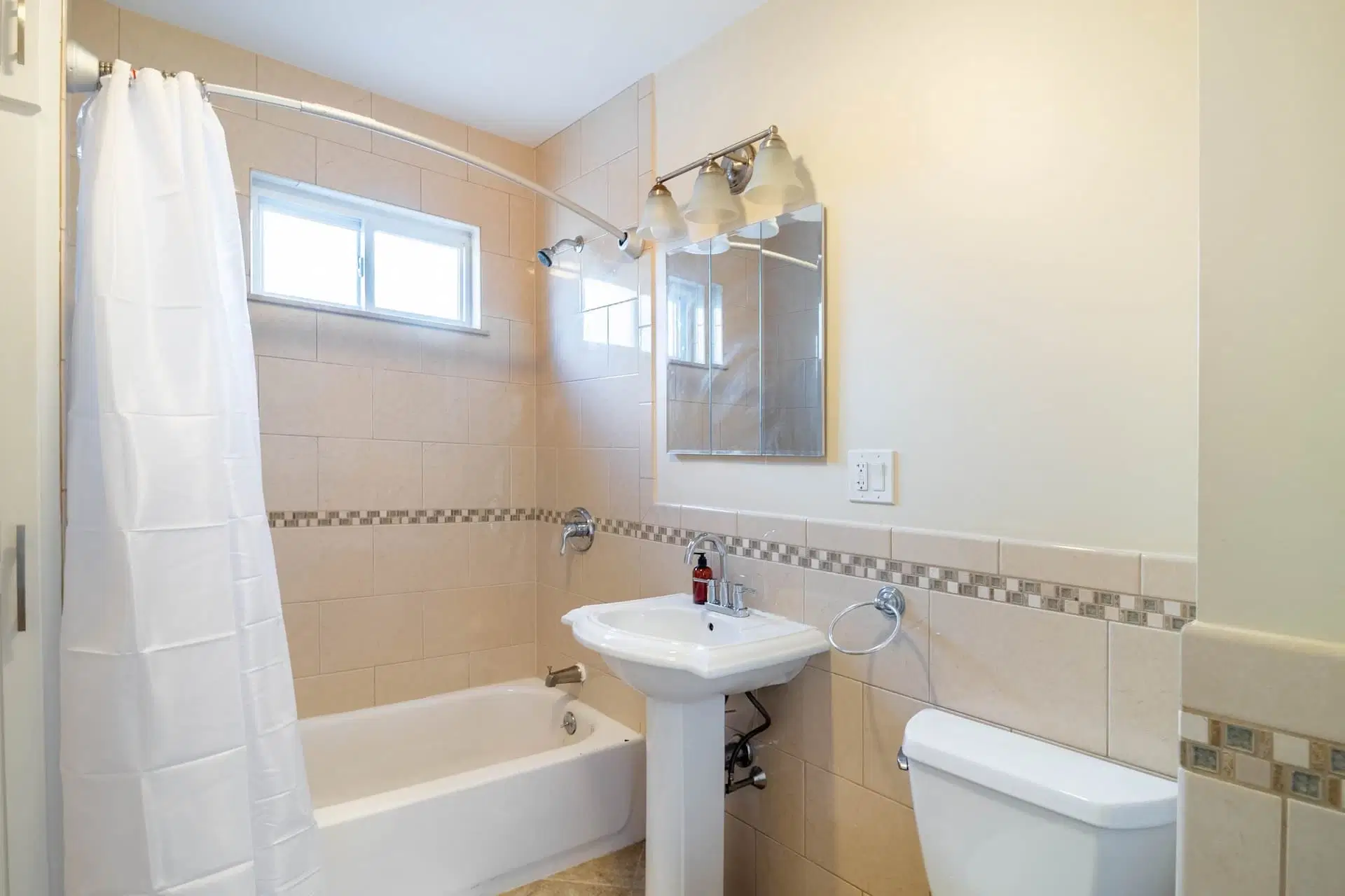 June Homes 02135, Boston – #1517G: Brighton